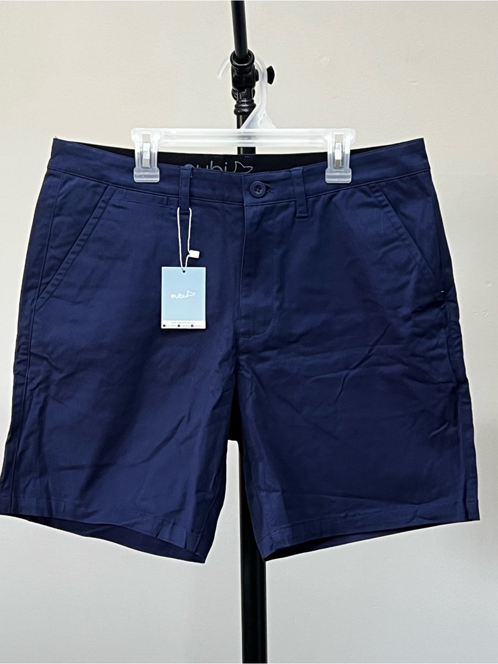 Navy Blue Men’s Chino Shorts EUBI size M 7” inseam NWT